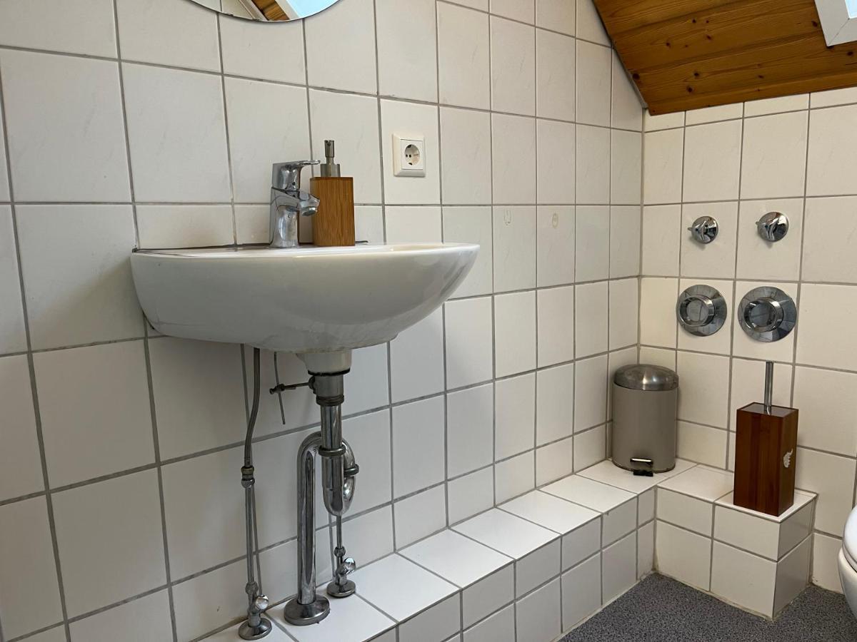 Komfortables Apartment Карлсруэ Экстерьер фото