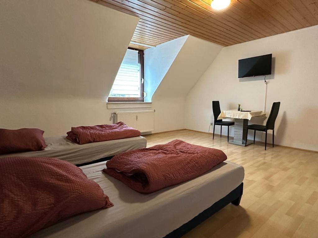 Komfortables Apartment Карлсруэ Экстерьер фото
