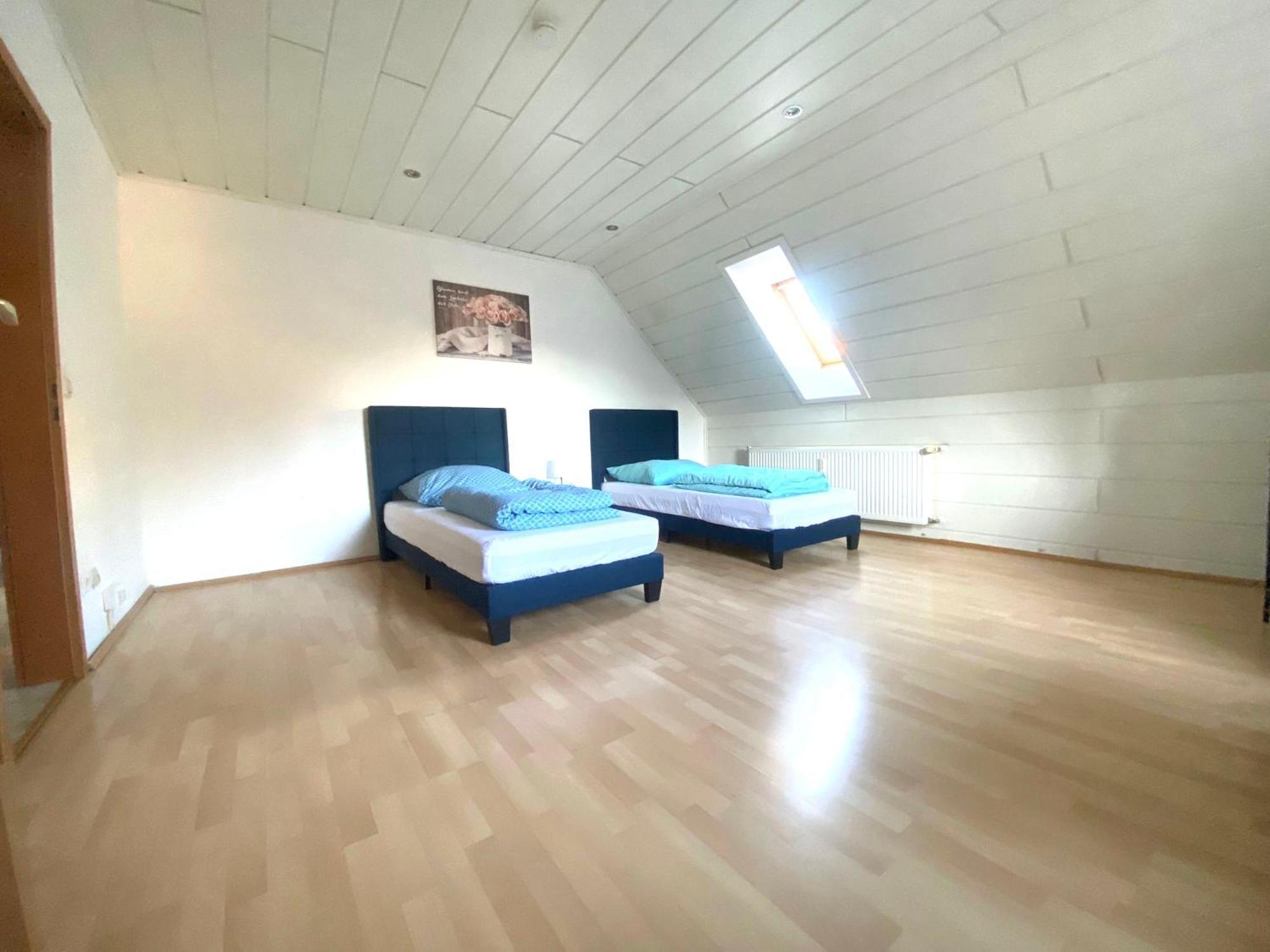 Komfortables Apartment Карлсруэ Экстерьер фото